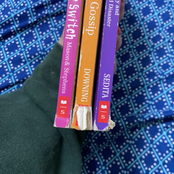 Candy Apple Books - Picture 4 of 4